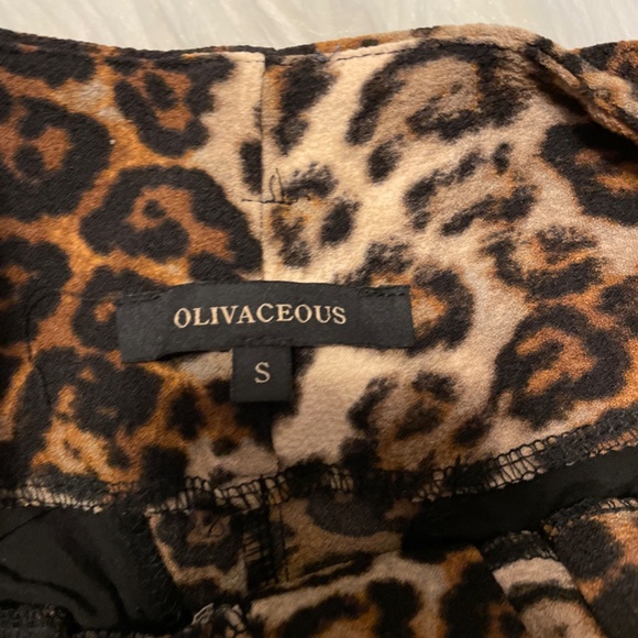 Shorts - Picture 3 of 3